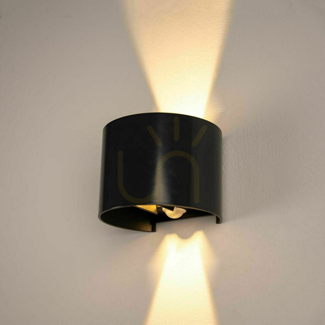 Zobrazit Nástěnné LED svítidlo s pohybovým čidlem s.luce Ixa bílá 10 cm 11 W IP44 Nástěnné LED svítidlo s pohybovým čidlem s.luce Ixa bílá 10 cm 11 W IP44