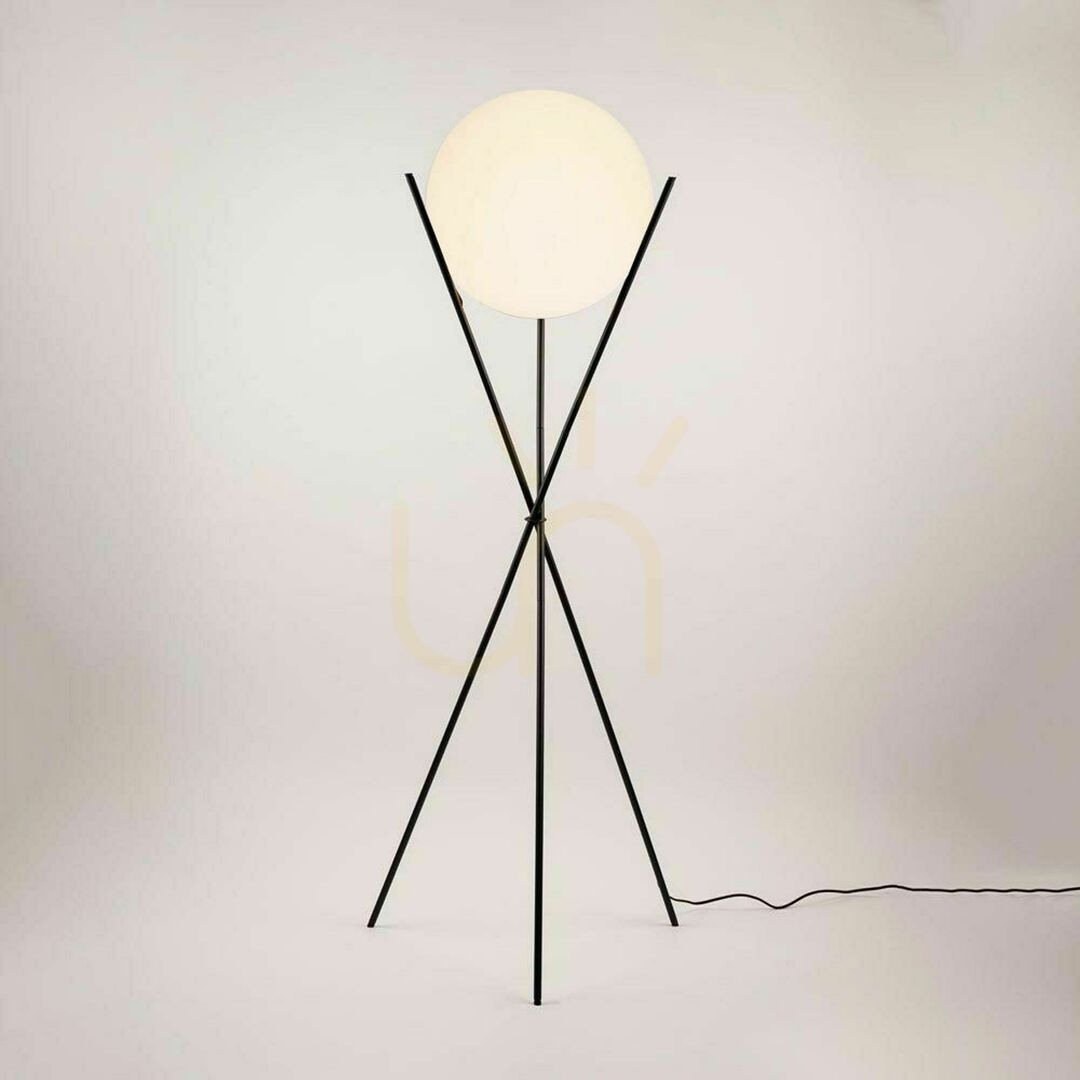 Pohled Stojací lampa s.luce Orb Axis černá skleněná 160 cm Stojací lampa s.luce Orb Axis černá skleněná 160 cm