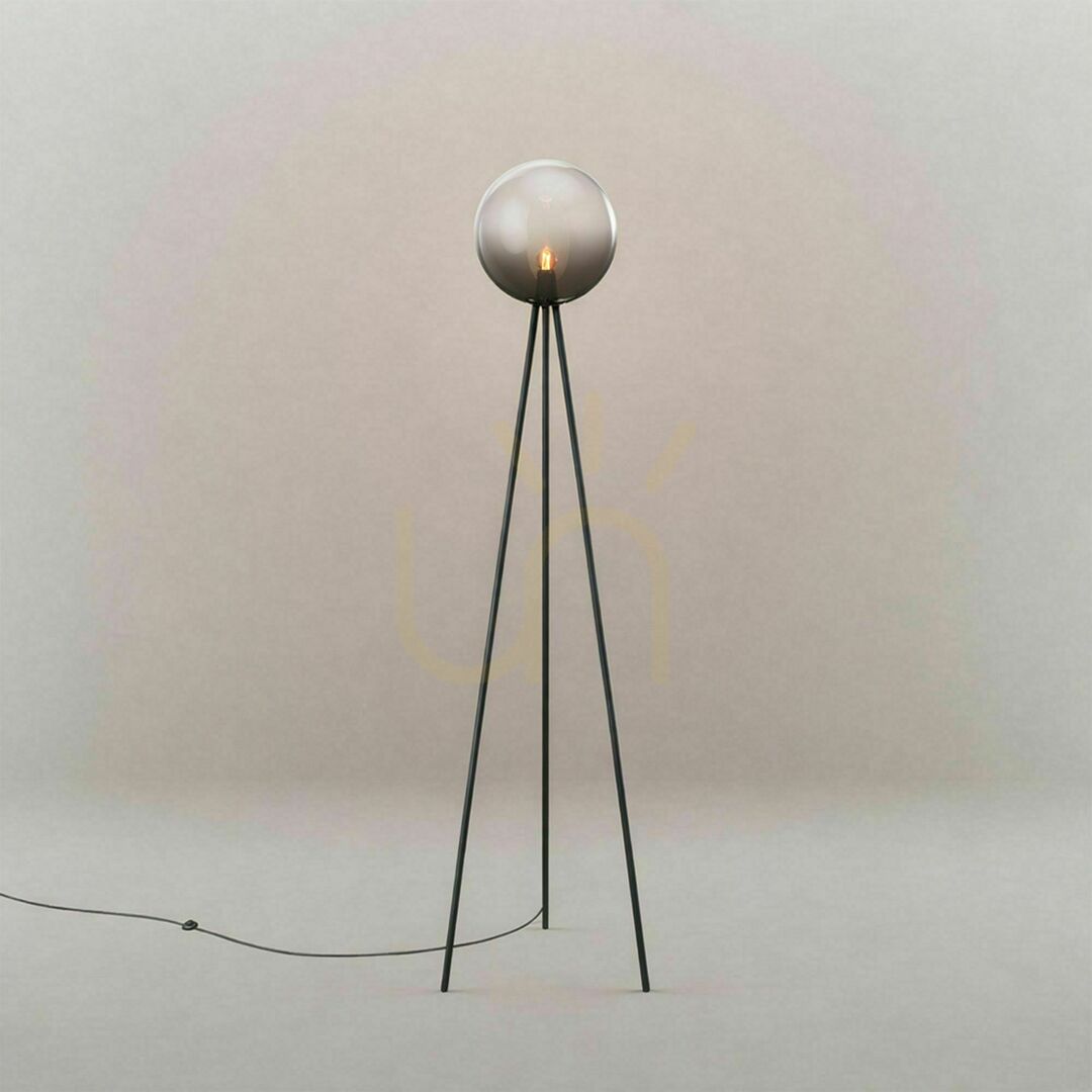 Pohled Stojací lampa s.luce Orb Tripod zlatá 160 cm sklo kov Stojací lampa s.luce Orb Tripod zlatá 160 cm sklo kov