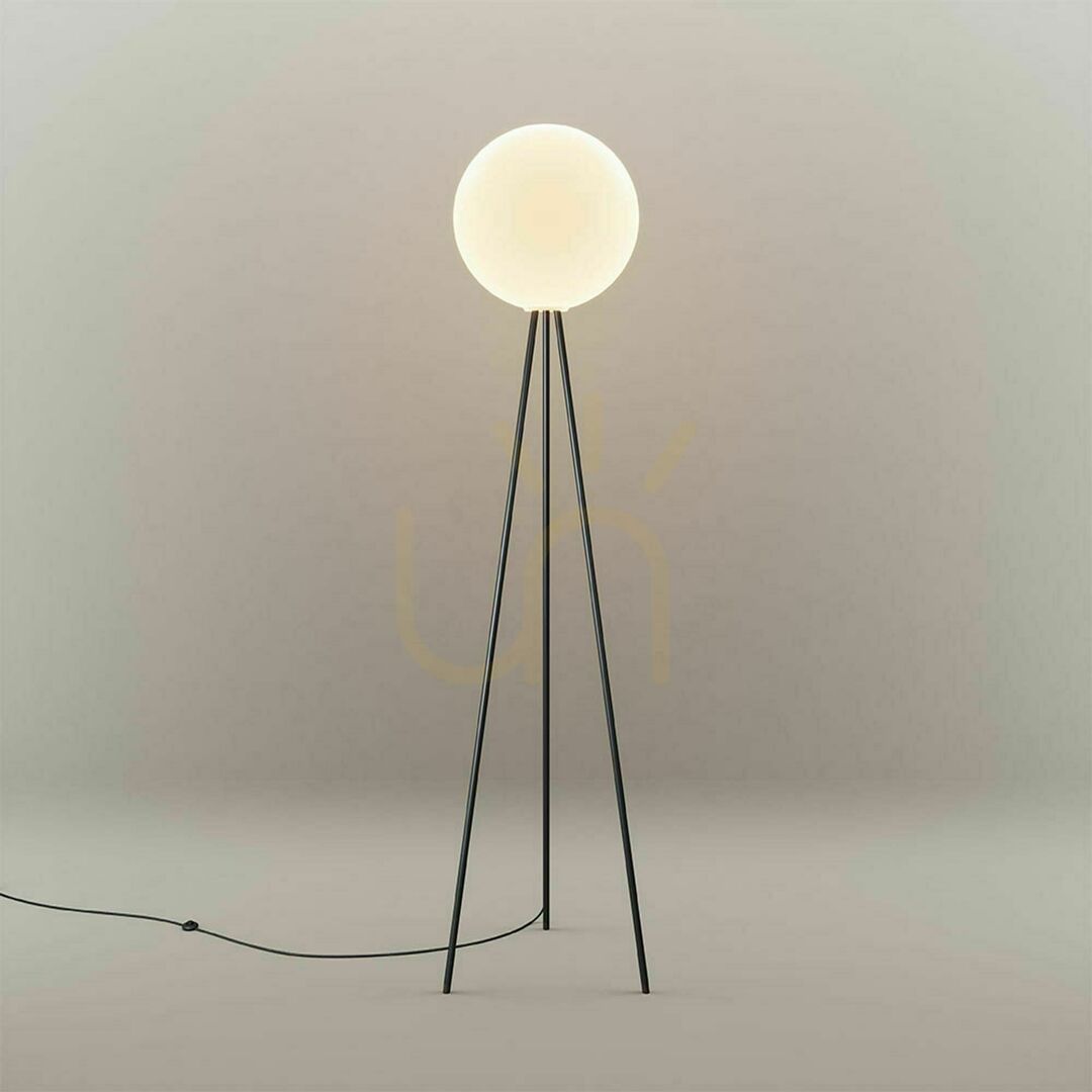 Zobrazit Stojací lampa s.luce Orb Tripod zlatá 160 cm sklo kov Stojací lampa s.luce Orb Tripod zlatá 160 cm sklo kov