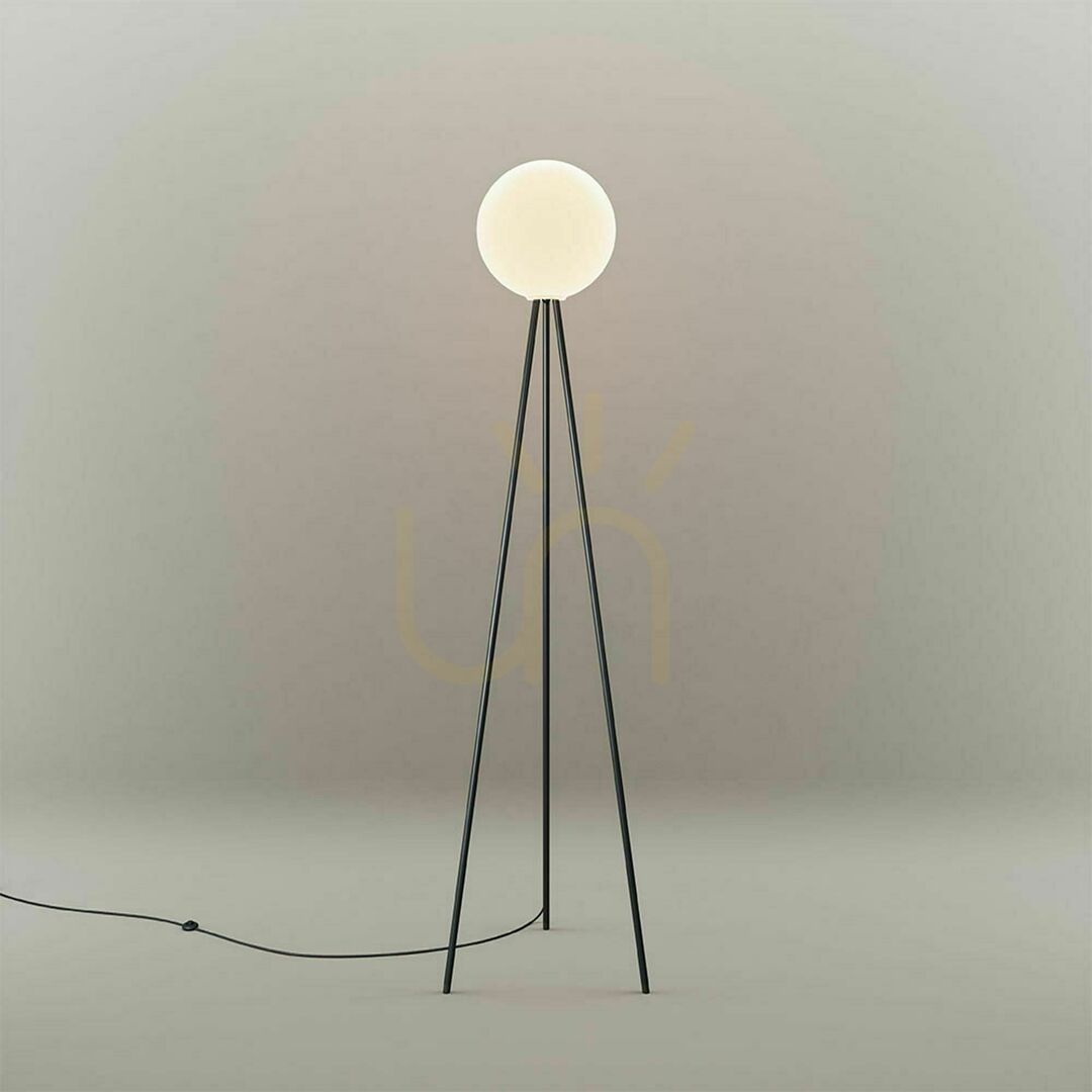 Náhled Stojací lampa s.luce Orb Tripod skleněná koule 160 cm Stojací lampa s.luce Orb Tripod skleněná koule 160 cm
