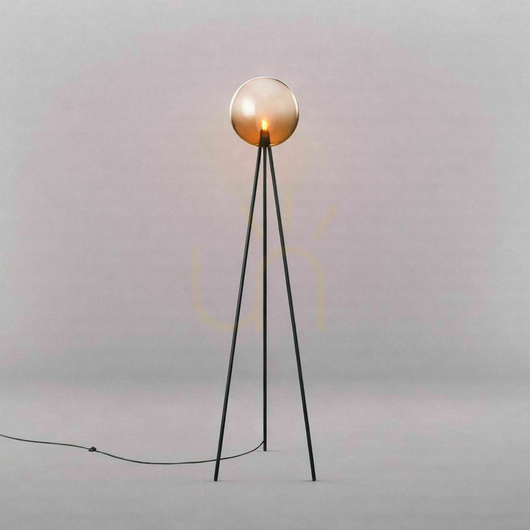 Zobrazit Stojací lampa s.luce Orb Tripod kouřové sklo 160 cm Stojací lampa s.luce Orb Tripod kouřové sklo 160 cm