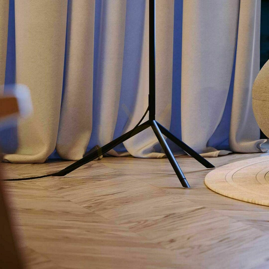 Zobrazit Stojací lampa s.luce Orb bílá skleněná koule 175 cm Stojací lampa s.luce Orb bílá skleněná koule 175 cm