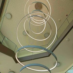 Lustr s.luce Made LED Ring XL zlatý 230 cm￼ small 13
