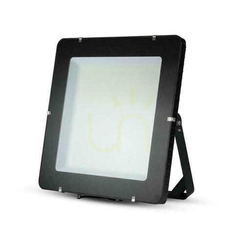 Kontrola LED reflektor V-TAC 1000 W s čipem Samsung, černý, 120 lm/W, 100°, VT-1055, 4000 K, 120 000 lm, 5letá záruka
