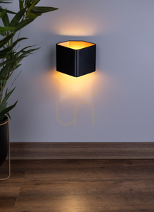 Nástěnné svítidlo Space, včetně 1 ks LED 3000 K 6 W, černý/zlatý kov, 16,4 cm small 1