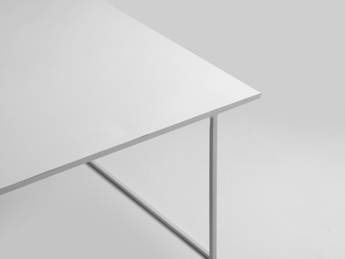 Kontrola Konferenční stolek CustomForm WALT METAL 100 × 100 cm bílý RAL 9003
