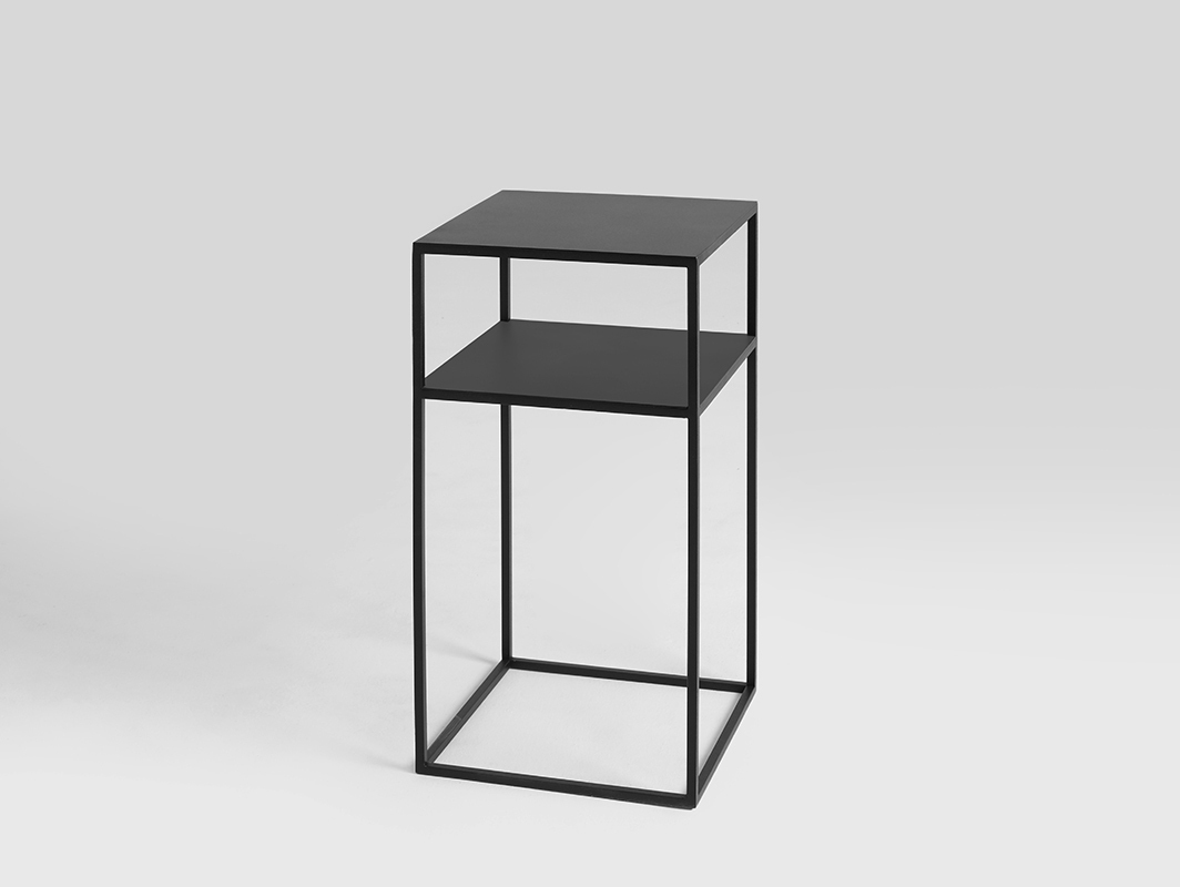Kontrola Černý odkládací stolek TENSIO 2 FLOOR METAL 30 CustomForm, 30 × 30 × 60 cm Černý odkládací stolek TENSIO 2 FLOOR METAL 30 CustomForm, 30 × 30 × 60 cm