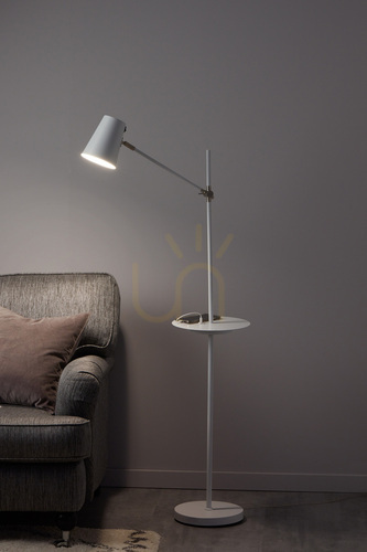 Kontrola Podlahová lampa Markslojd Linear bílá kovová 144 cm USB 107308