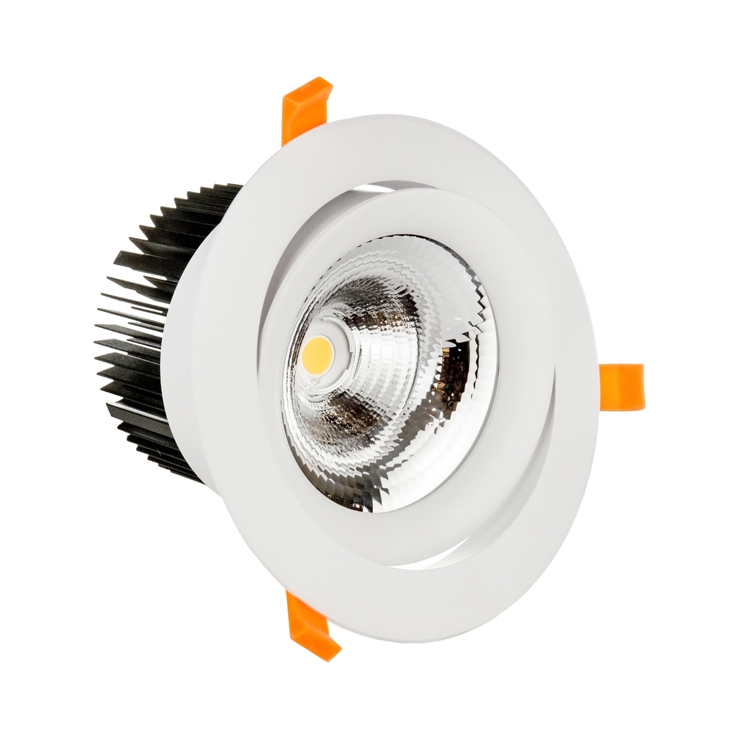 Kontrola Target Mona 4 830 40 W 230 V 60 St White Target Mona 4 830 40 W 230 V 60 St White