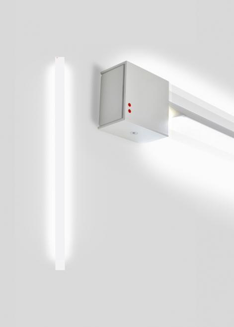 Kontrola Nástěnná lampa Fabbian Pivot F39 46W 3000K - bílá - F39 G03 01 Nástěnná lampa Fabbian Pivot F39 46W 3000K - bílá - F39 G03 01