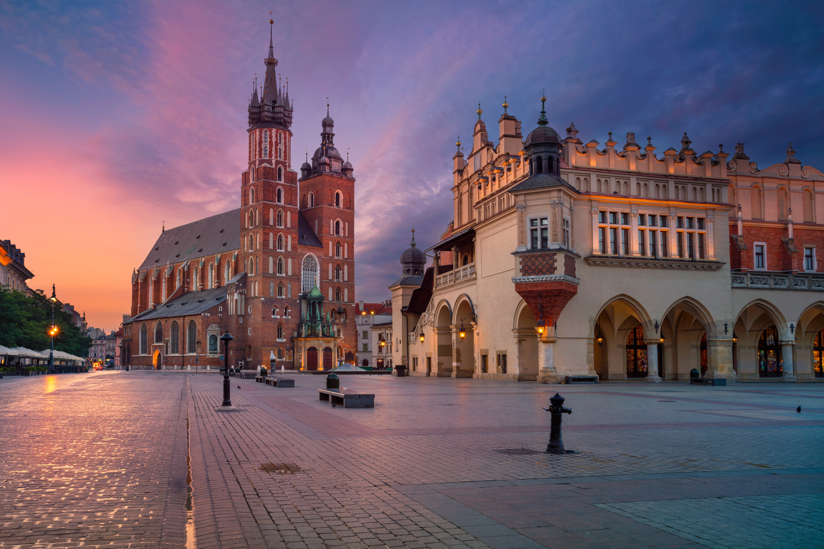 Fototapeta Krakovské Staroměstské náměstí, Kostel Panny Marie a Sukna