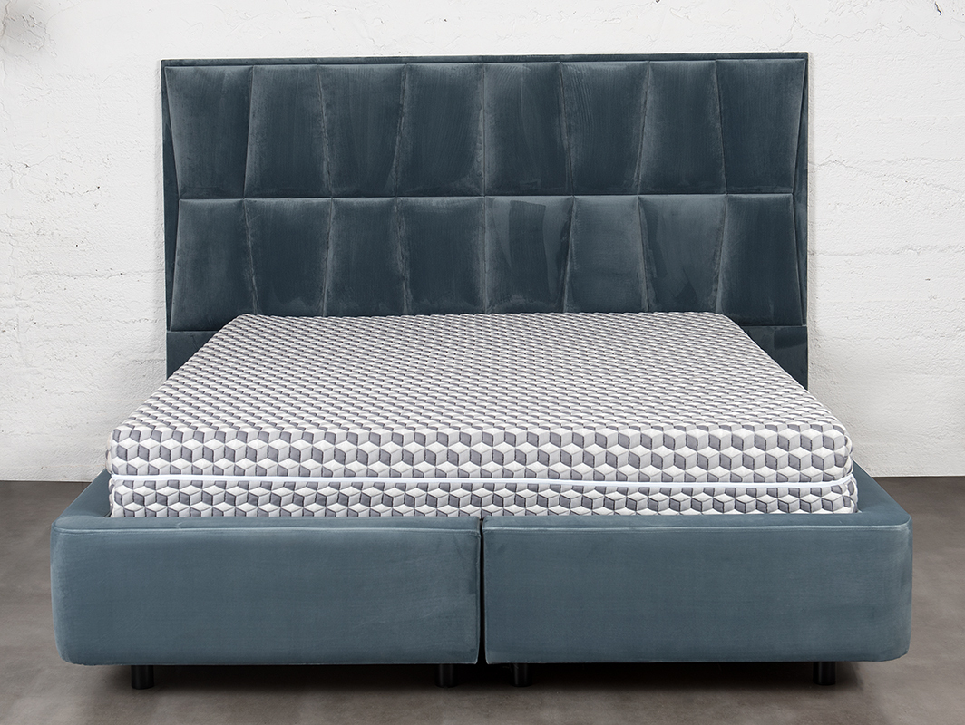 Zobrazit Postel MOON 180x200 Postel MOON 180x200